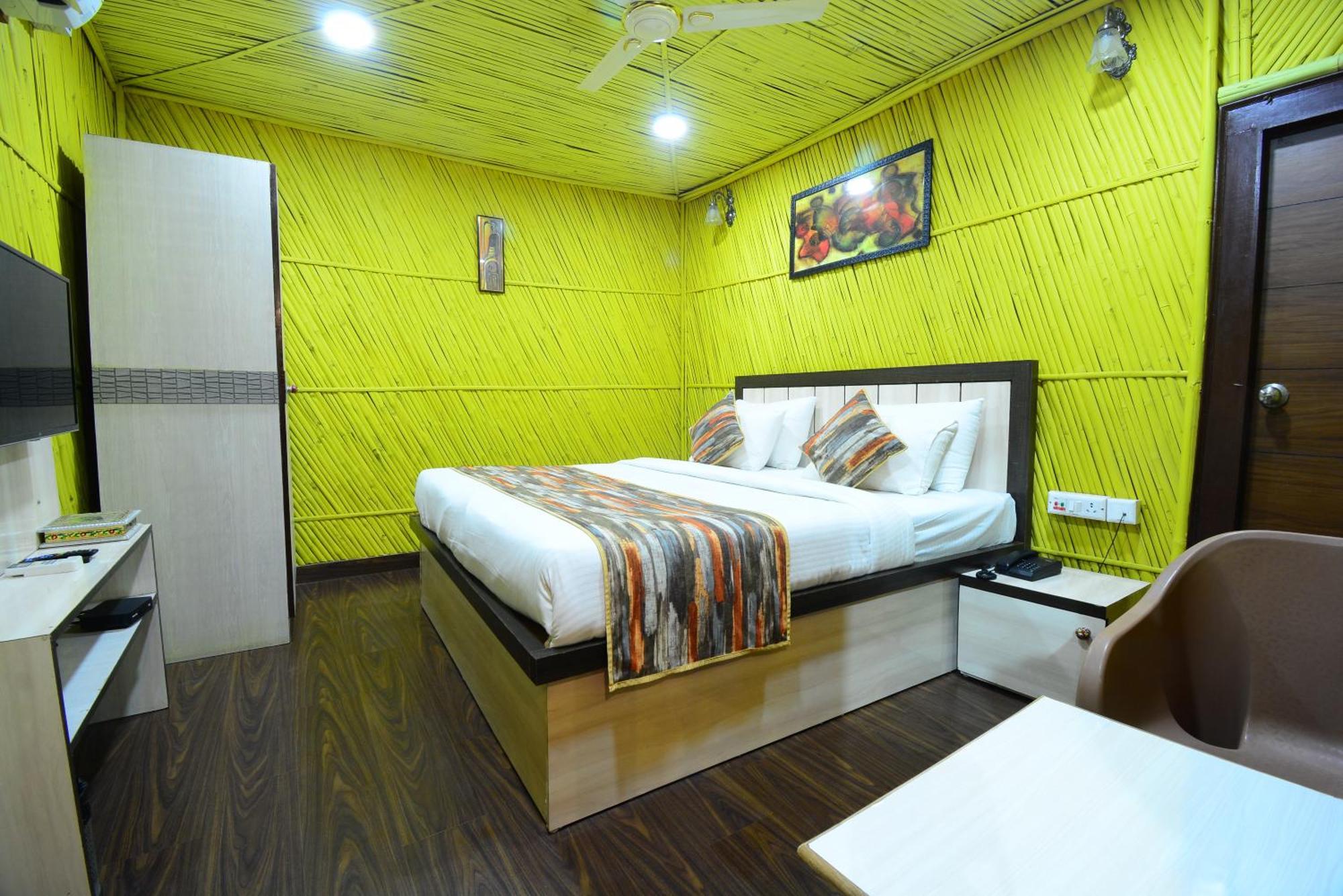 Hotel Bamboo Castle Jaipur Habitación foto